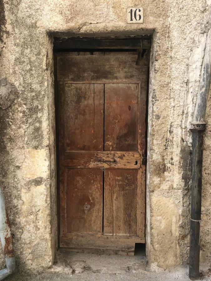 Il Riccio, Valle Roveto Country House Roccavivi Exterior photo
